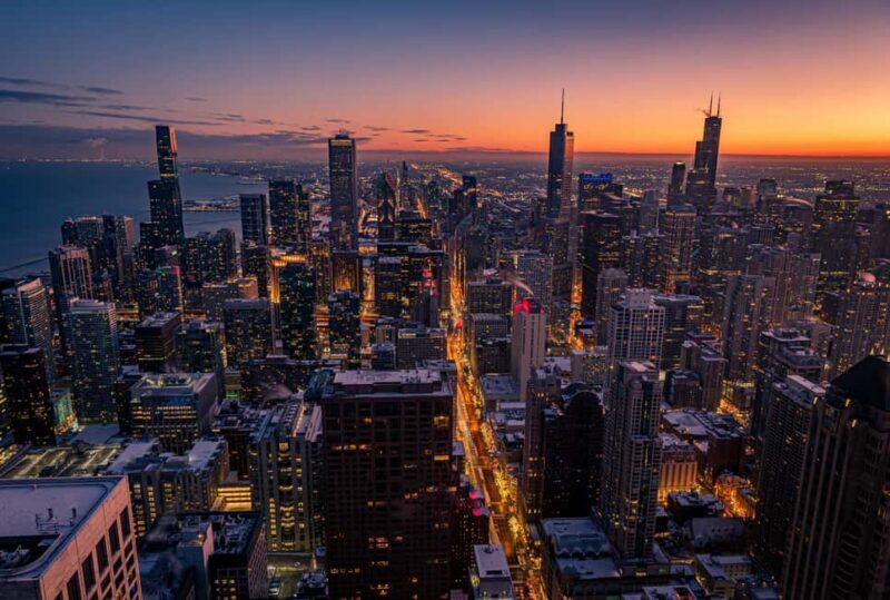 Chicago: Magnificent Mile Tour With Optional 360 Chicago - Starting Point and Overall Structure