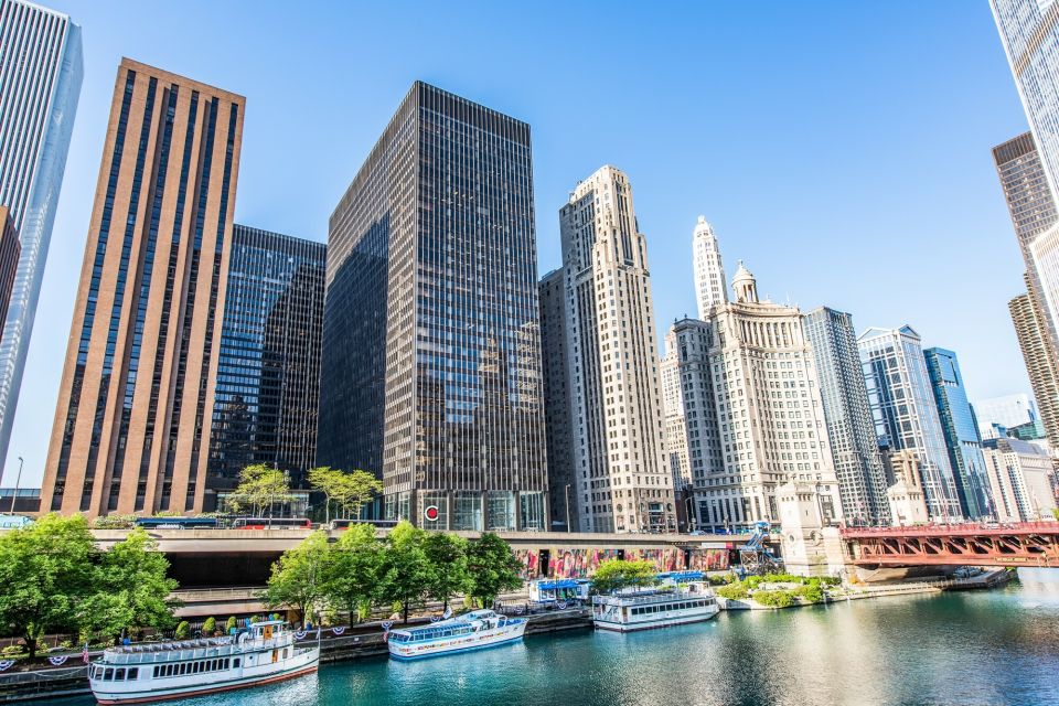 Chicago: Must See Chicago 90 Minute Walking Tour - Modernist Skyscrapers
