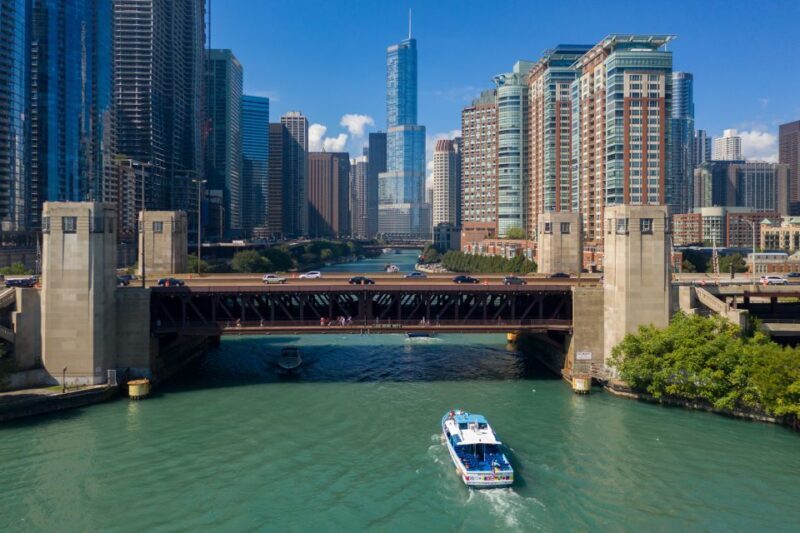 Chicago: Narrated Sightseeing River and Lake Cruise - Practical Details and Value
