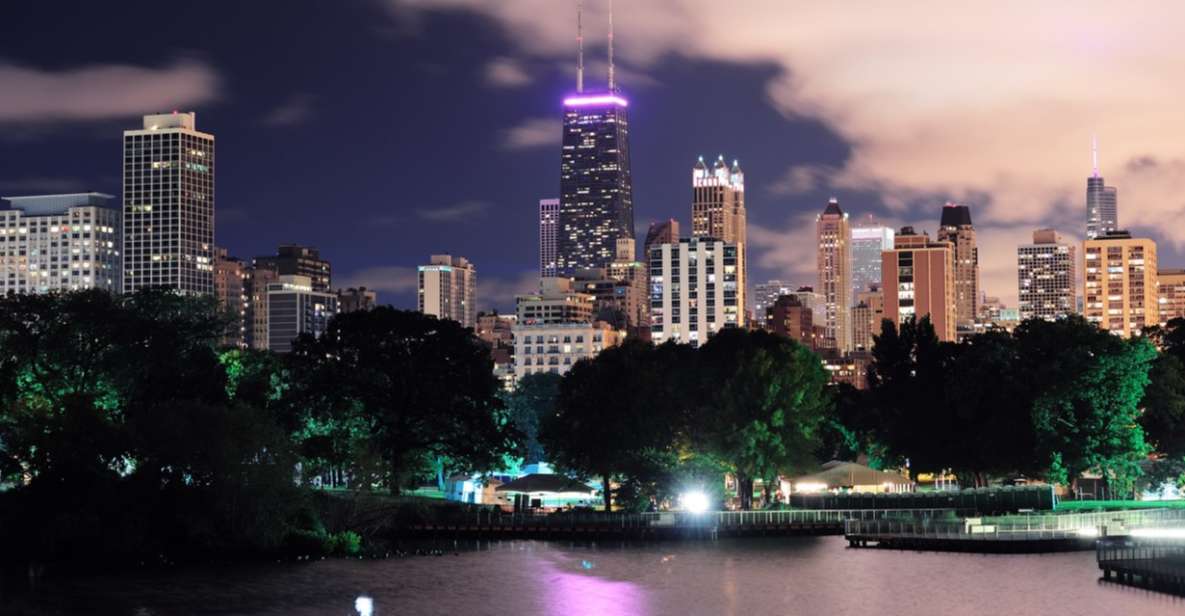 Chicago Outdoor Escape Game: Ghost Hunt - Discovering Haunted Locations in Chicago
