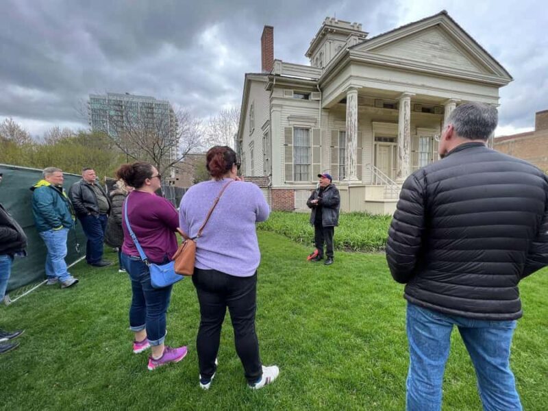 Chicago: Prairie Avenue Ghost Hunt - Exploring Chicago’s Haunted Prairie Avenue District