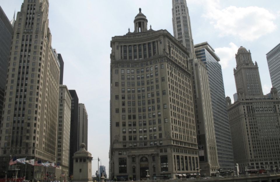 Chicago River: 1.5-Hour Guided Architecture Riverboat Tour - Cancellation Policy