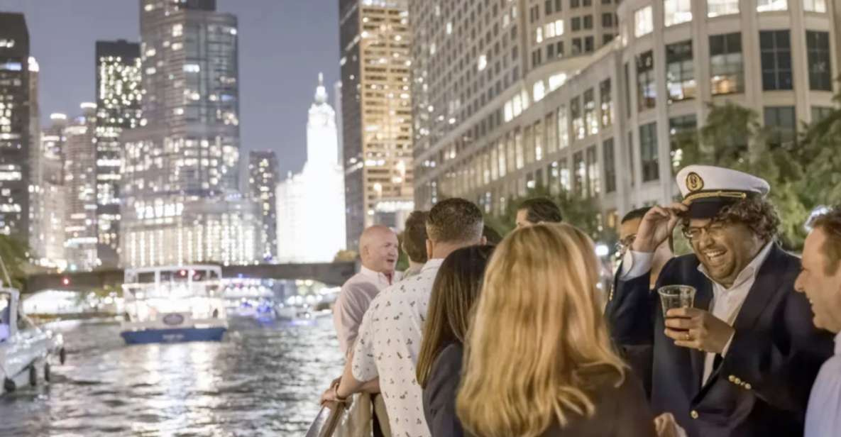 Chicago River: Guided Sunset Cocktail & Architecture Tour - Beverages and Snacks