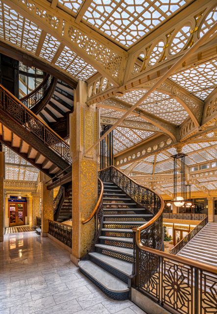 Chicago: Secret Interiors Architecture Walking Tour - Innovative Lighting and Structure