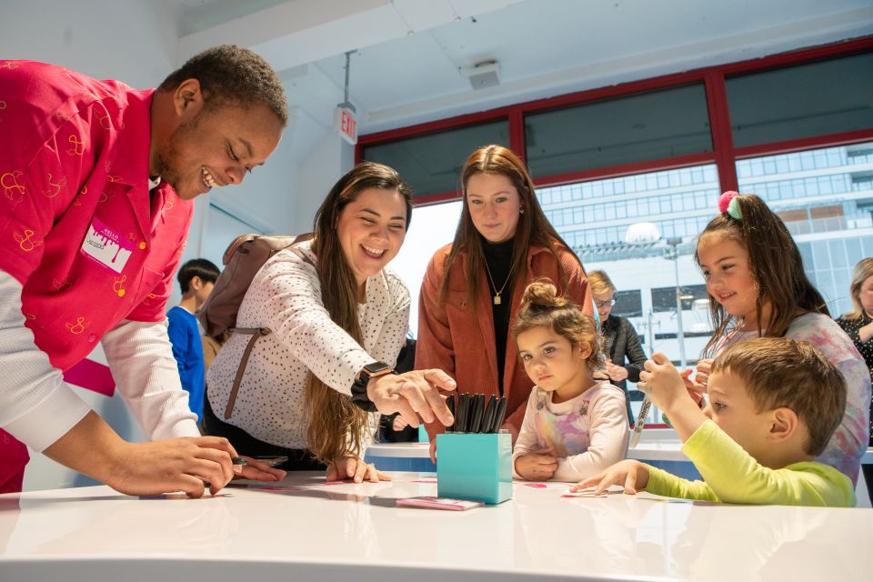 Chicago: Sloomoo Institute Admission Ticket - Slime Textures and Scents