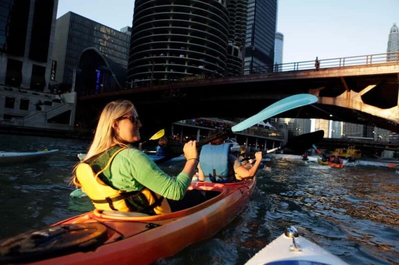 Chicago: Sunset Kayak Tour on the Chicago River - A Detailed Look at the Tour