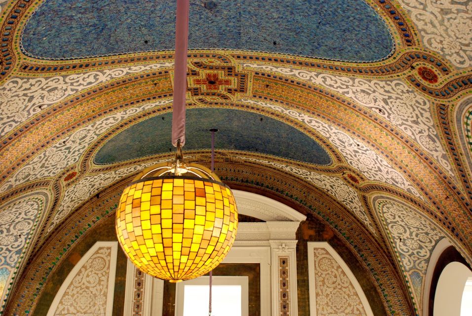 Chicago: Tiffany Art Glass Works Walking Tour - Key Points