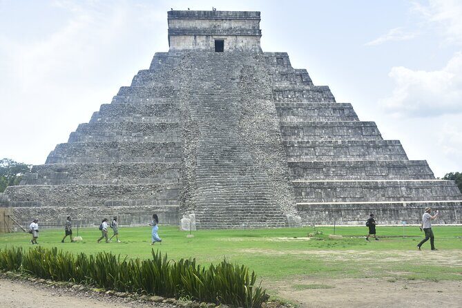 Chichén Cenote and ValladolidkTour with Buffet Lunch from Tulum - A Deep Dive into the Tour Experience