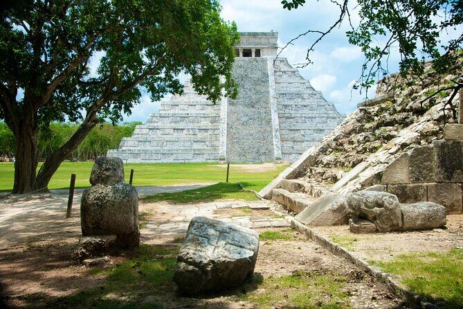 Chichen Itza and Cenote Tsukán with Lunch - FAQ