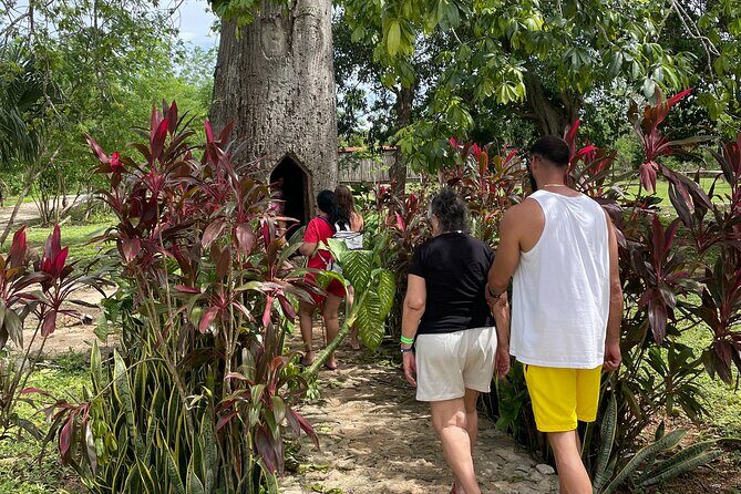 Chichen Itza and Mayan Traditions - An Authentic and Well-Balanced Experience