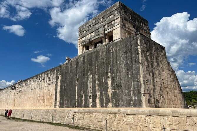 Chichén Itzá Day Tour with Cenote Swim and Valladolid Visit - The Tour Breakdown: What to Expect