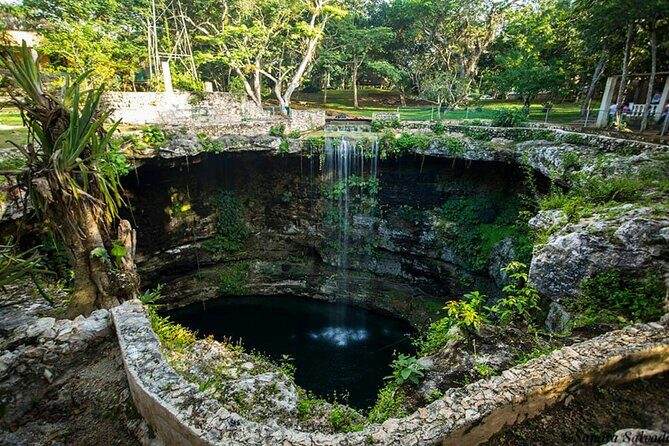 Chichen Itza & Ekbalam with Cenote Swim from Cancun - FAQs
