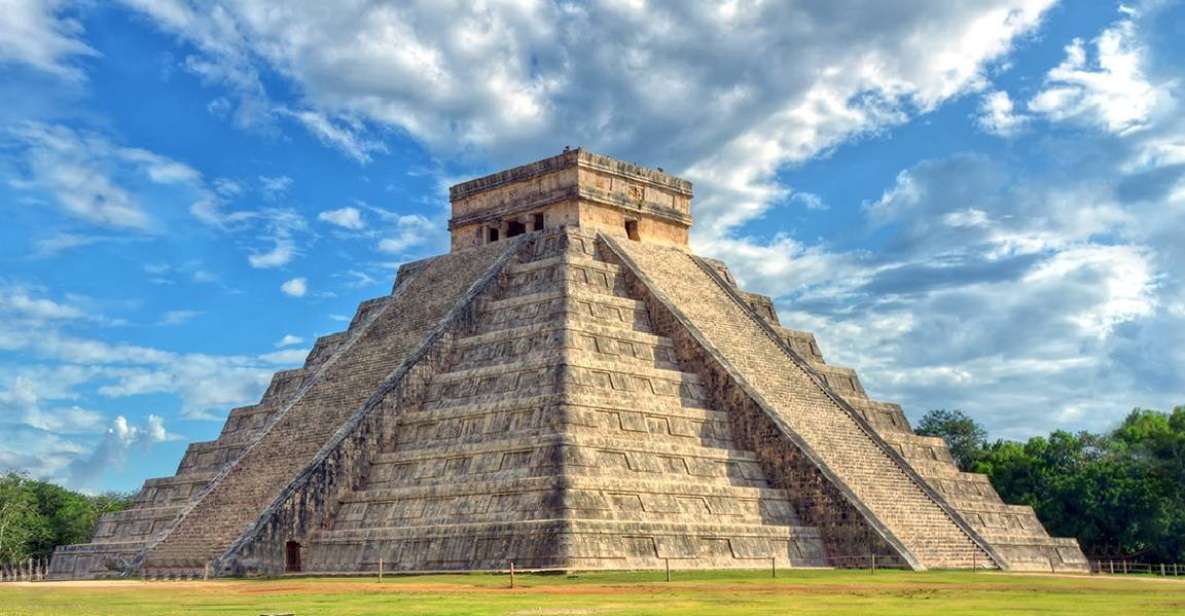 Chichen Itza: Guided Walking Tour - Landmark Exploration