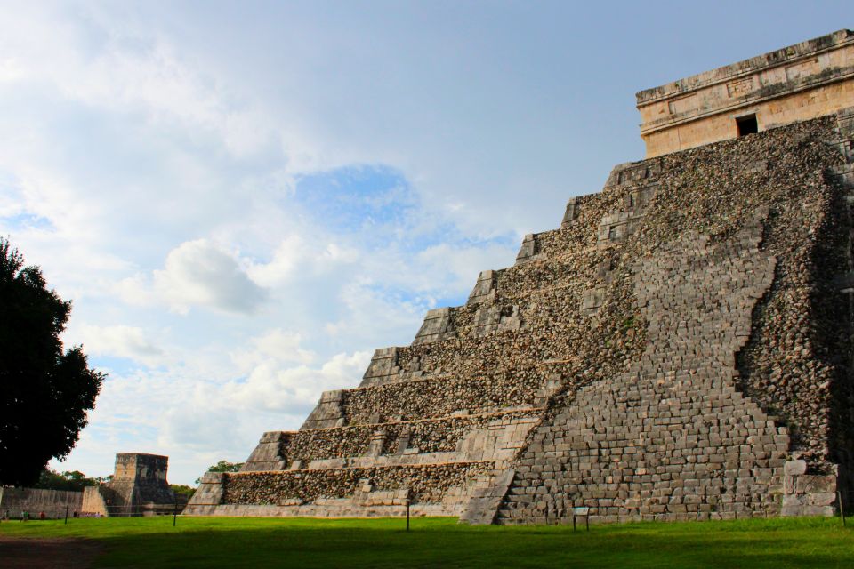 Chichen Itza Sunrise Express Day Tour From Riviera Maya - Included in the Tour