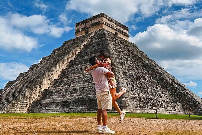 Chichen Itza, Suytun and Ikkil cenotes in One Day Tour! - Key Points