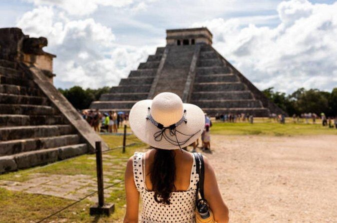 Chichen Itza Valladolid and Sacred Cenotes Tour - Villaing Valladolid: Colonial Charm