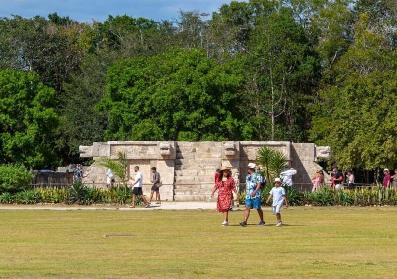 Chichen Itza: Visit the ruins, sacred cenote and Valladolid - Key Points
