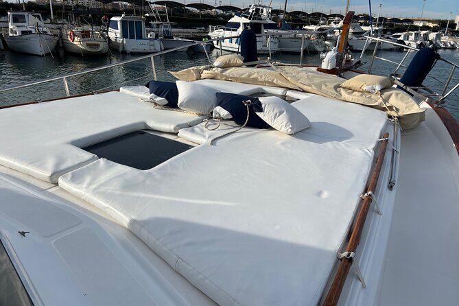 Chill and Sail in Valencia - Price & Value Analysis