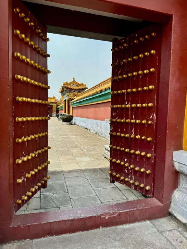 China Hollywood and Yiwu-the offline Temu commercial heaven - The Sum Up