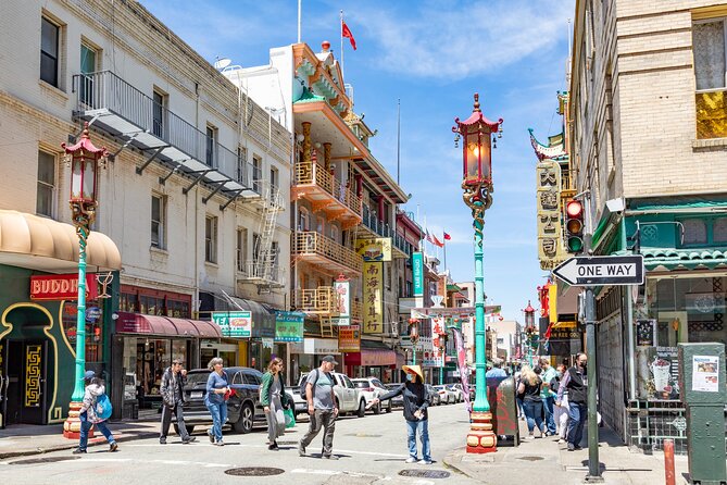 Chinatown Warrior Cat in San Francisco Exploration Game and Tour - Things To Known