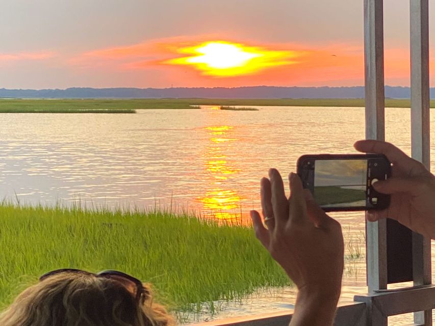 Chincoteague: Assateague Island Sunset Boat Cruise - Picturesque Landscape and Wildlife