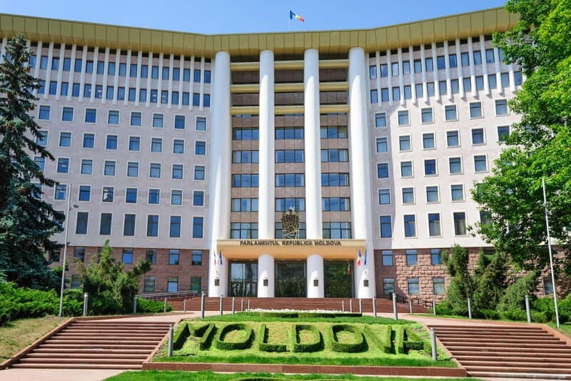 Chisinau: City Highlights Walking Tour with Local Guide - Why This Tour Offers Great Value