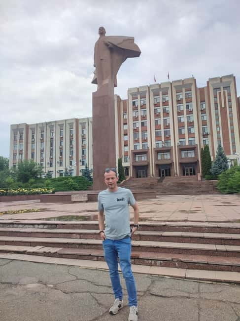 Chisinau:Transnistria Soviet Era& Castle Mimi Winery by car - Authentic Experiences That Stand Out