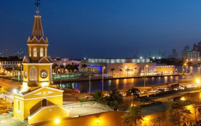 Chiva Rumbera: the Party on Wheels You Should Experience - Recommended Audience