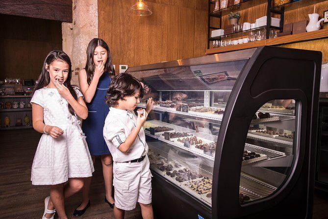 Chocolate-making experience & Colonial Zone walking tour - An Introduction to Santo Domingo’s Hidden Sweets and Historic Gems  