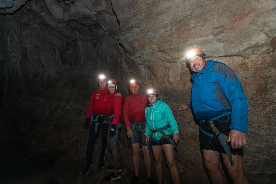 Christchurch: Cave Stream & Castle Hill Tour - Highlights