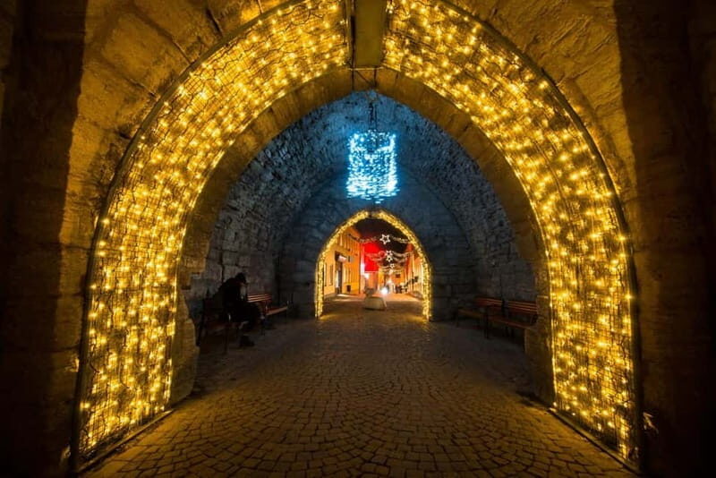 Christmas Charms of Visby Walking Tour - Kapitelhusgården (21 minutes)