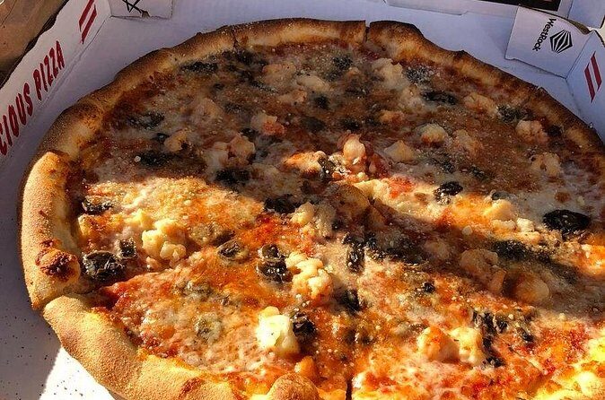 Christmas Cove and Pizza Pi Happy Hour Sail Tour - Practical Considerations