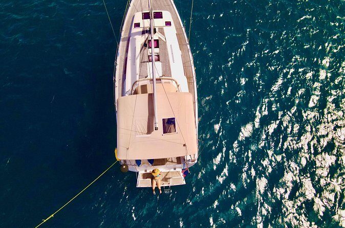 Christmas Cove and Pizza Pi Happy Hour Sail Tour - The Experience That Builds Memories