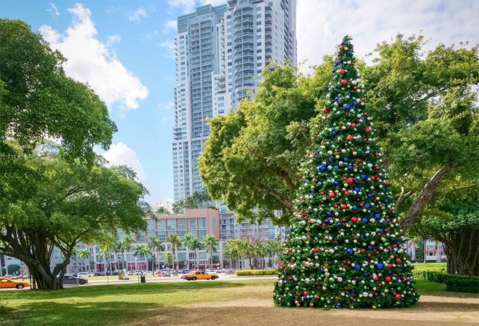 Christmas Discovery in Miami Walking Tour - Tour Highlights