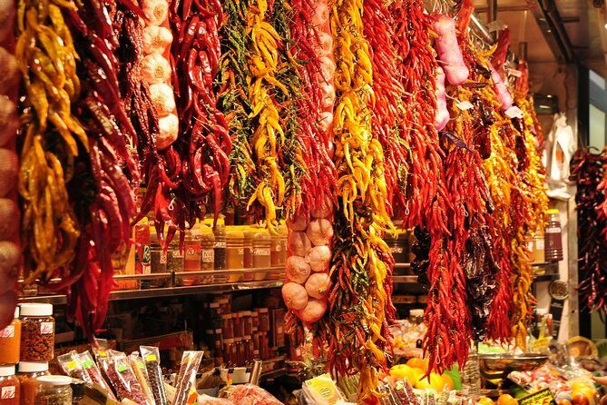 Christmas In Barcelona: Private Custom Tour With A Local Host - A Closer Look at the Tour