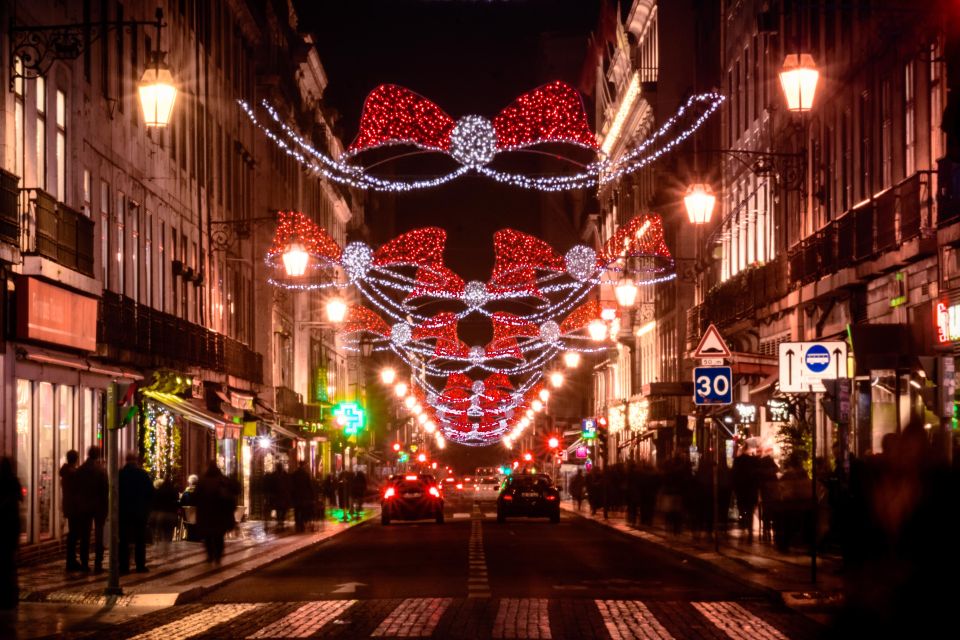 Christmas Lights Creative Photography in Lisbon - Inclusions and Exclusions