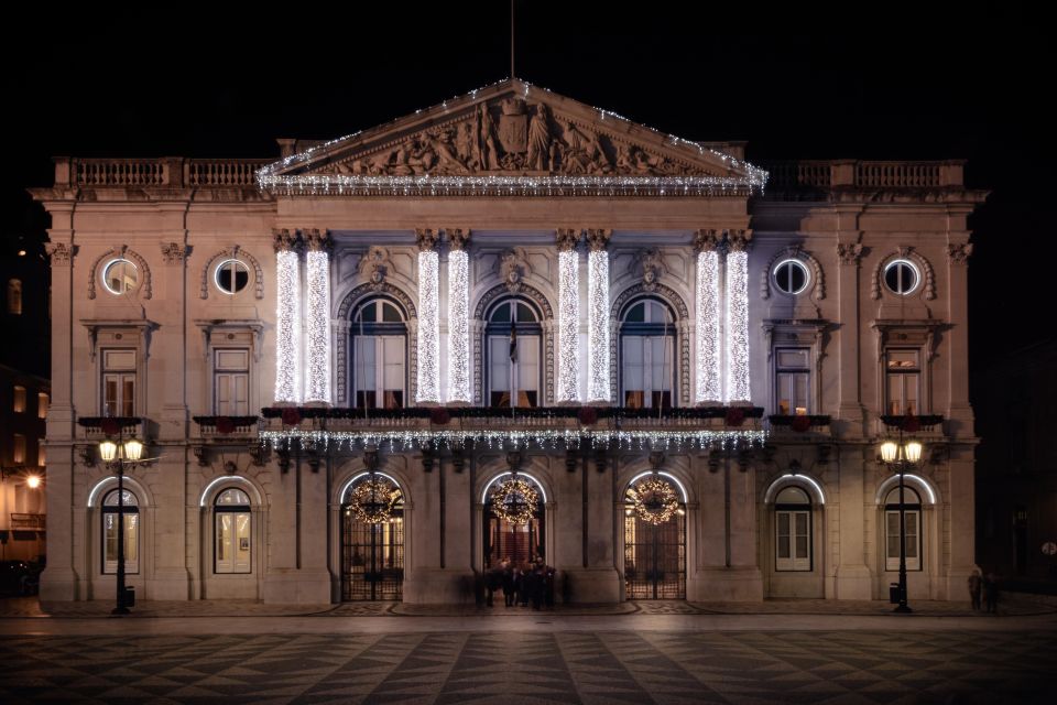 Christmas Lights Creative Photography in Lisbon - Frequently Asked Questions