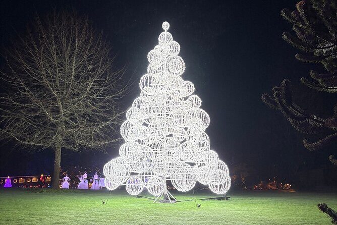 Christmas Lights Tour Butchart Gardens & City Tour in Victoria BC - The Sum Up