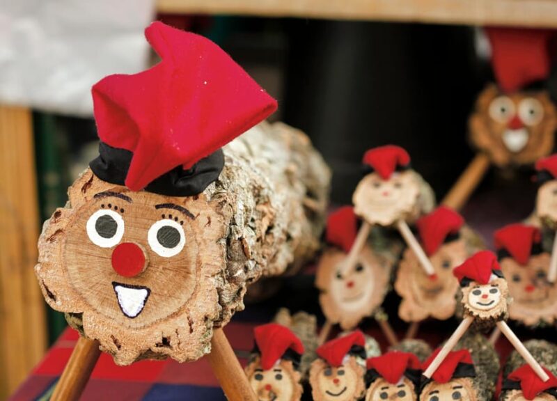 Christmas Magic in Barcelona’s Gothic Quarter - Itinerary Highlights