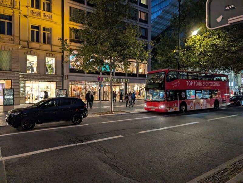 Christmas market lights tour bus through Berlin, free mulled wine (2.5 hours) - Analyzing the Value: Is It Worth It?