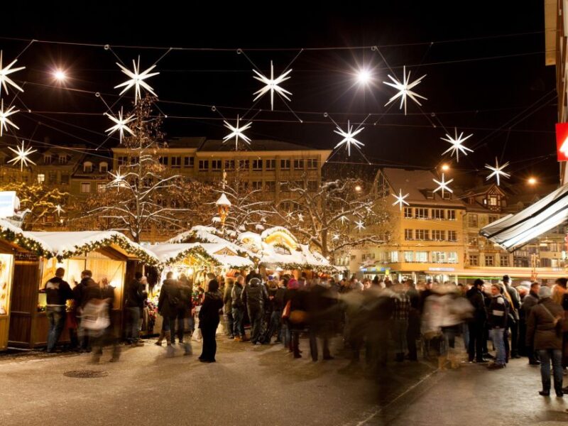 Christmas Tour in the City of Stars - Meeting Location Details