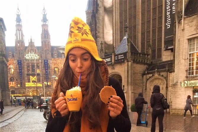 Christmas Walking Tour in Amsterdam - Ending the Tour With Warmth