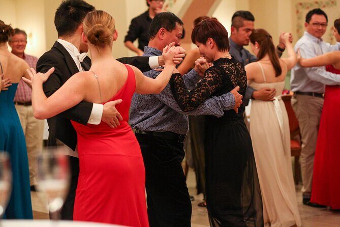 Christmas Waltz and New Year's Ball Workshop in Vienna - A Detailed Look at the Experience