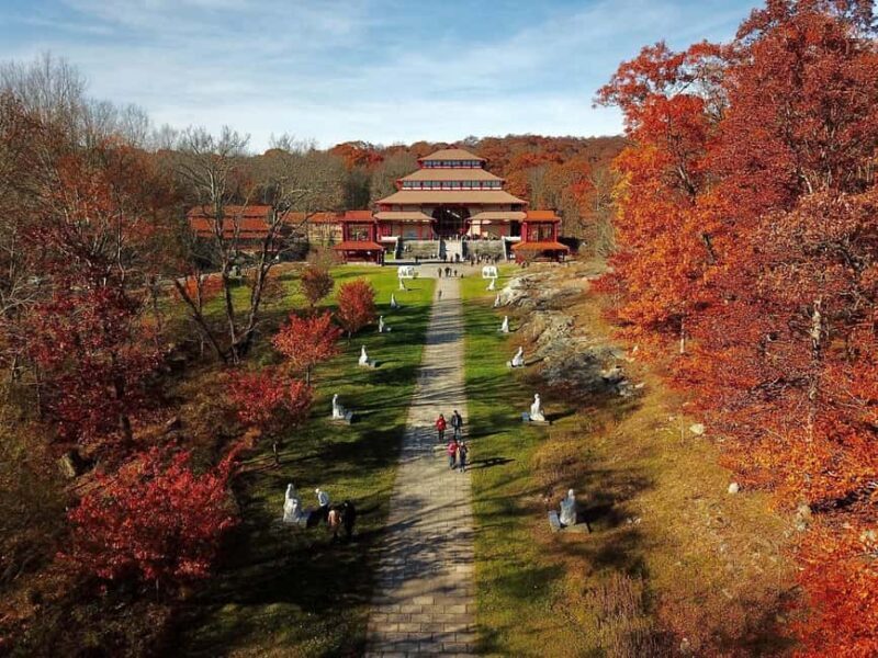 Chuang Yen Monastery & Woodbury Outlets 1-day Tour From NY - An In-Depth Look at the Tour