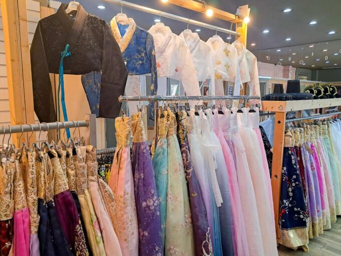 Chuncheon Hanbok Rental Experience - Rental Process