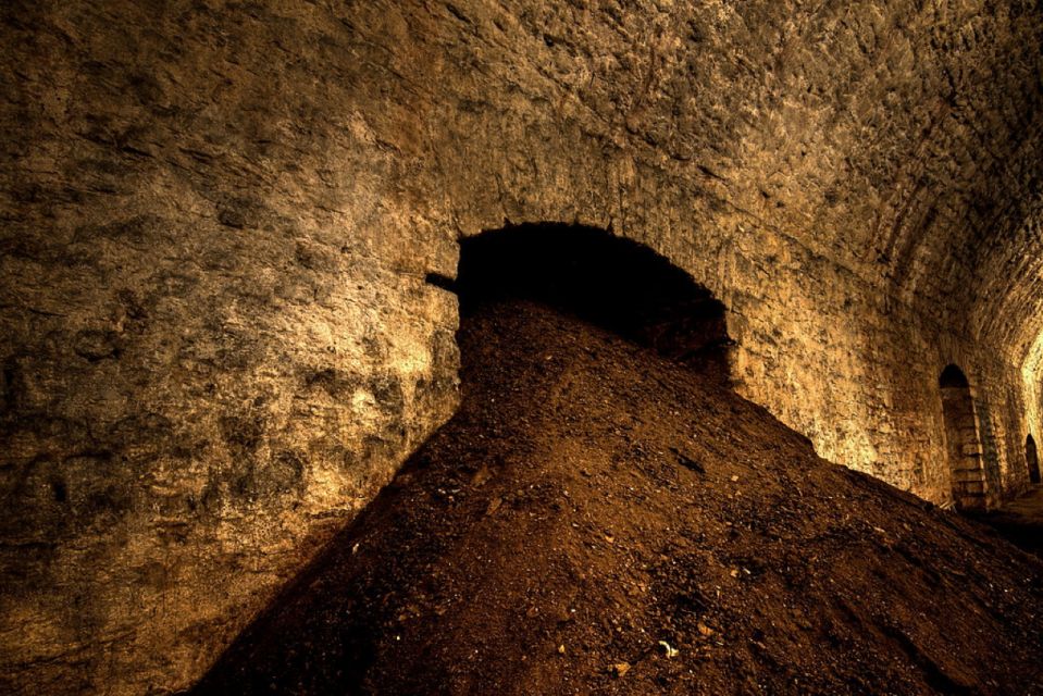 Cincinnati: Guided Underground Walking Tour - Cincinnatis Rich History