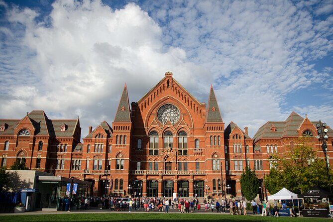 Cincinnati Scavenger Hunt Walking Tour and Game - Exploring Cincinnati in a New Way: The Scavenger Hunt Walking Tour and Game