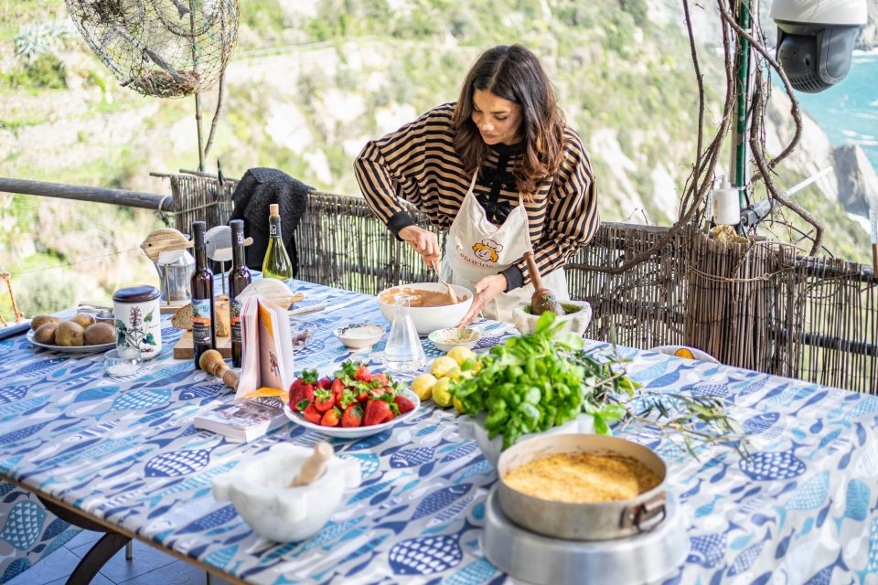 Cinque Terre: Gnocchi & Pesto Cooking Class With Sea View - Frequently Asked Questions