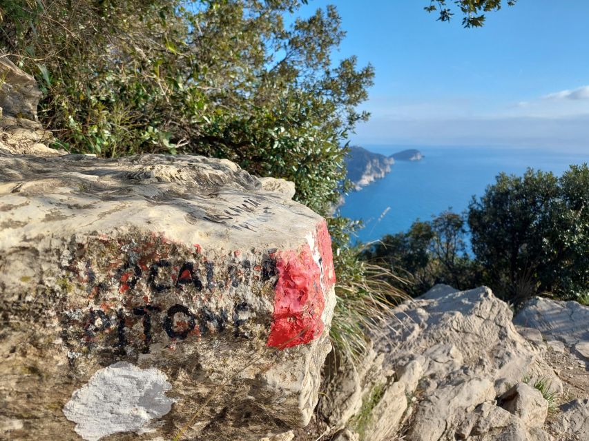Cinque Terre, Hiking From Riomaggiore to Portovenere - Visiting the UNESCO Heritage Site