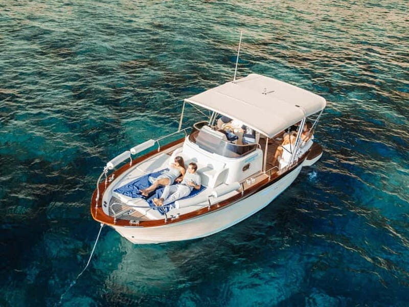 Cinque Terre Sunset boat tour : golden hour on the water - An In-depth Look at the Cinque Terre Sunset Boat Tour